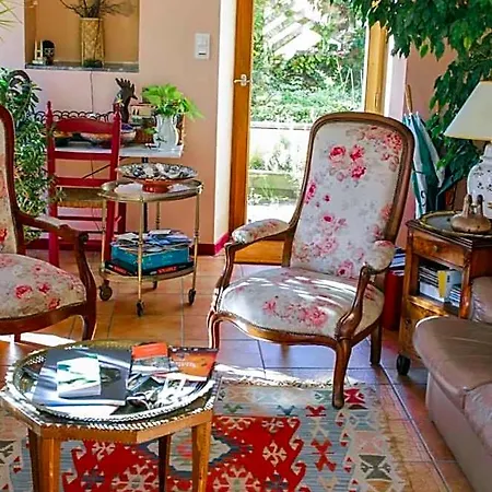 D'hôtes Le Peyroux Alojamento de Acomodação e Pequeno-almoço