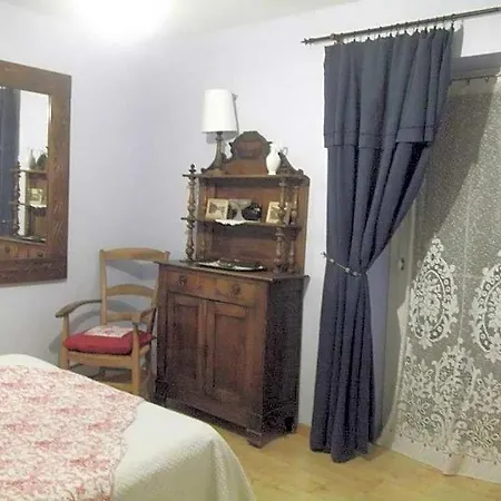 Alojamento de Acomodação e Pequeno-almoço D'hôtes Le Peyroux Montcel (Puy-de-Dome)