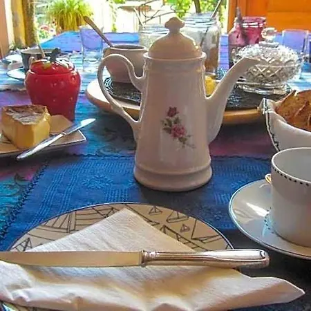 Alojamento de Acomodação e Pequeno-almoço D'hôtes Le Peyroux Montcel (Puy-de-Dome)