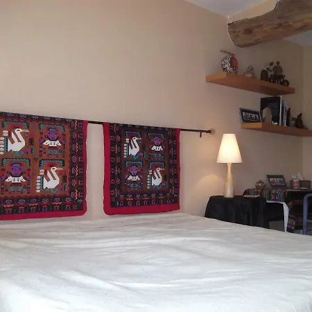 D'hotes Le Peyroux Nocleg ze śniadaniem