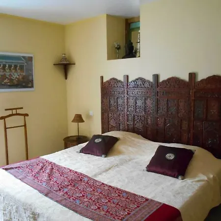 D'hotes Le Peyroux Nocleg ze śniadaniem