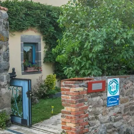 D'hotes Le Peyroux Nocleg ze śniadaniem Montcel (Puy-de-Dome)